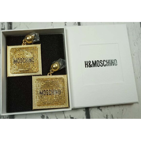 NEW in Box Moschino x H&M Gold-plated Clip Earrings - Picture 2 of 4